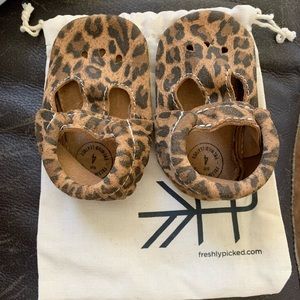 Freshly Picked Mary Jane Cheetah Moccasins sz 4
